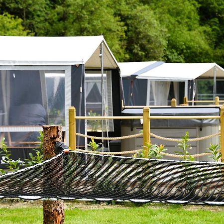 Vila Salmon Nantmel Exteriér fotografie